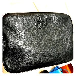 Designer bag! TORY BURCH* crossbody black leather